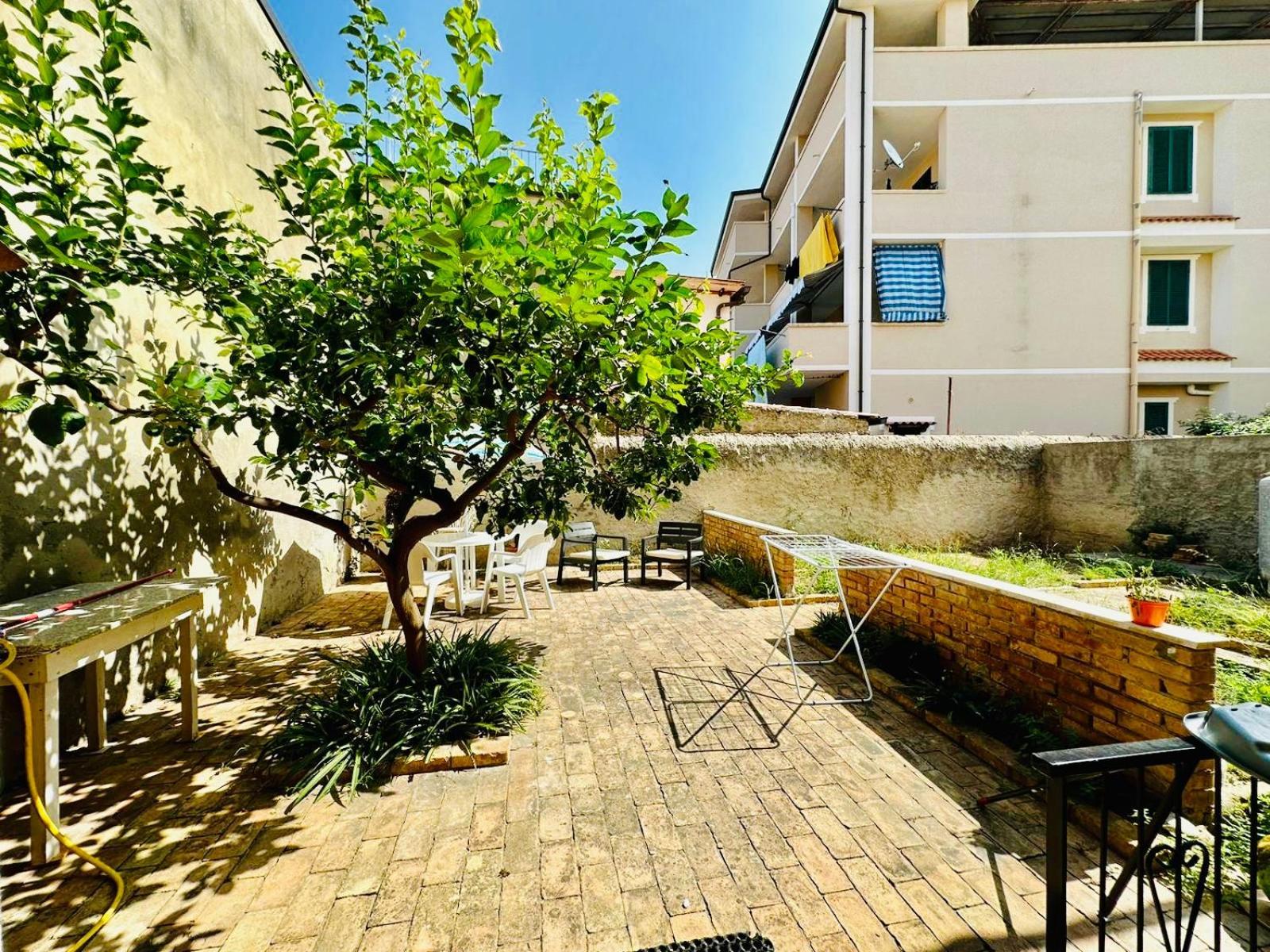 Gemelli House - City Center Тропеа Екстер'єр фото
